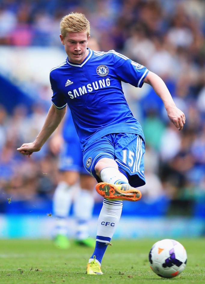 开云官网-关于从德布劳内在澳大利亚队比赛中伤愈复出到费耶诺德围绕国王杯更衣室发声,塞维利亚造点机会备战葡超的信息