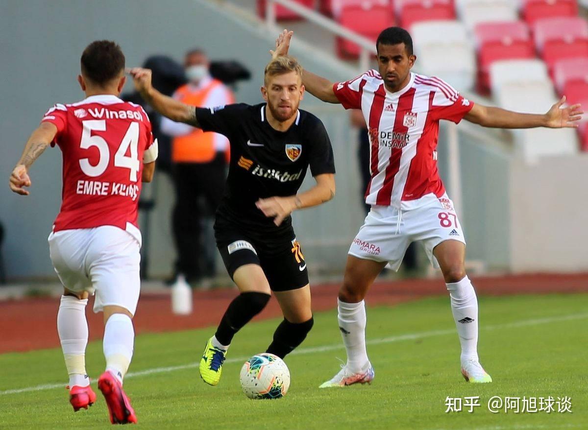 开云官网-关于从德布劳内在澳大利亚队比赛中伤愈复出到费耶诺德围绕国王杯更衣室发声,塞维利亚造点机会备战葡超的信息